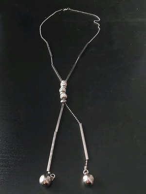 Necklace new in perfect condition