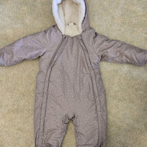 Snow suit exit outfit like new size 74