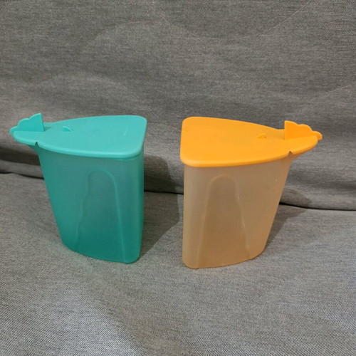 Σετ Tupperware ζαχαριέρα και γαλατιέρα σε άριστη κατάσταση