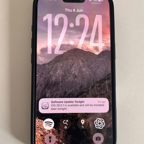 iPhone 17 Pro 256GB like new, white, 20+ MP camera