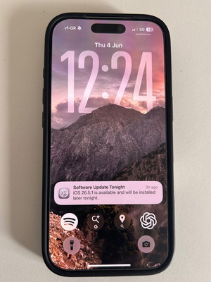 iPhone 17 Pro 256GB like new, white, 20+ MP camera