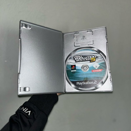 Pro Evolution Soccer 3 Platinum for PlayStation 2 like new