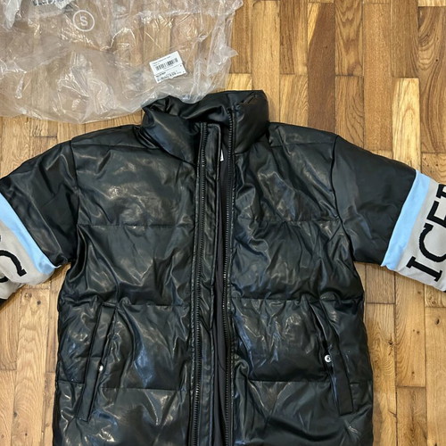 Trapstar jacket, brand new with tags