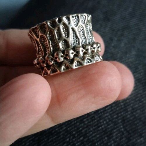 Ring used zinc alloy with unique design, size 6