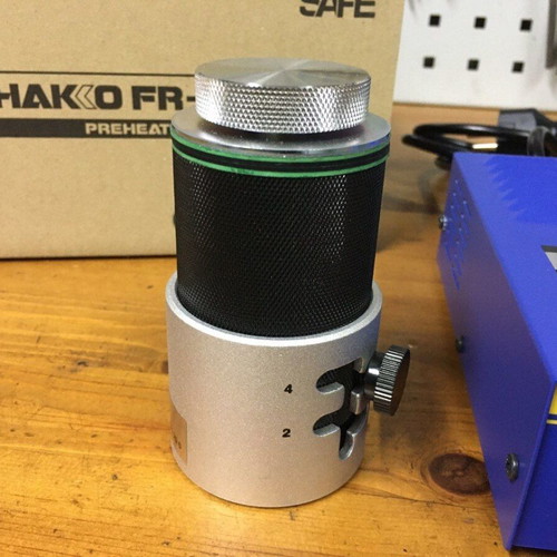Hakko FR-830 PCB Preheater with 2 Hakko C1390C PCB Holders new