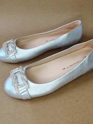 Mourtzi leather ballerinas like new, size 37.5, silver