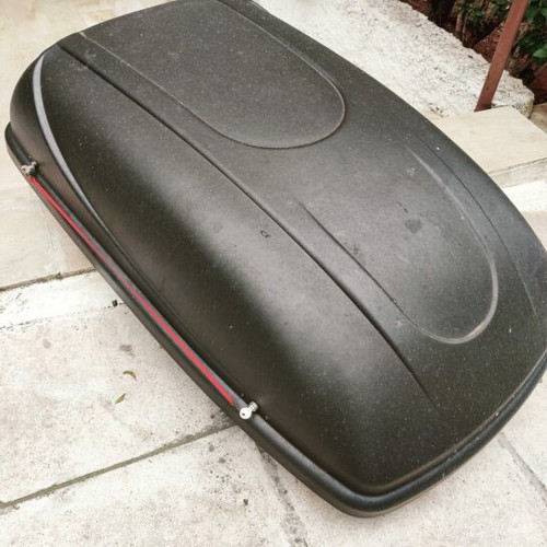 Hermes GS3 aluminum roof bars for Corolla and black GS3 bars with feet for Peugeot