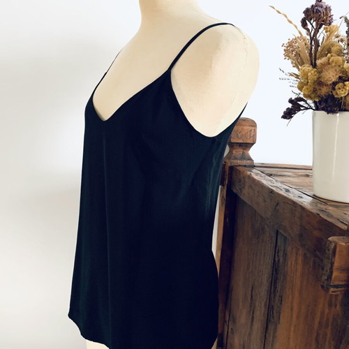 Philosophy black top like new, size S