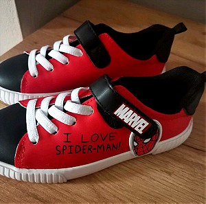 Sneakers H&m spiderman αφορετα τωρινής συλλογής νούμερο 29 .
