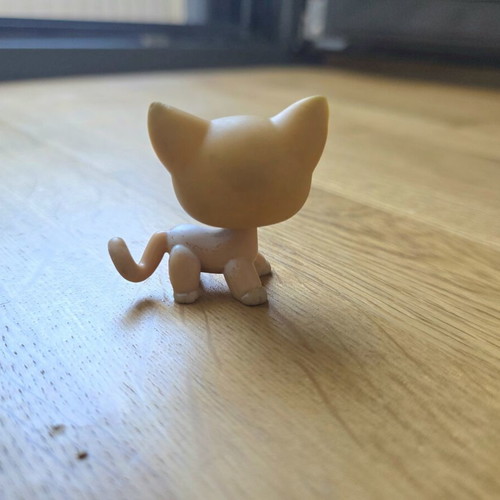 Littlest Pet Shop #72 Orange Short Hair Cat used