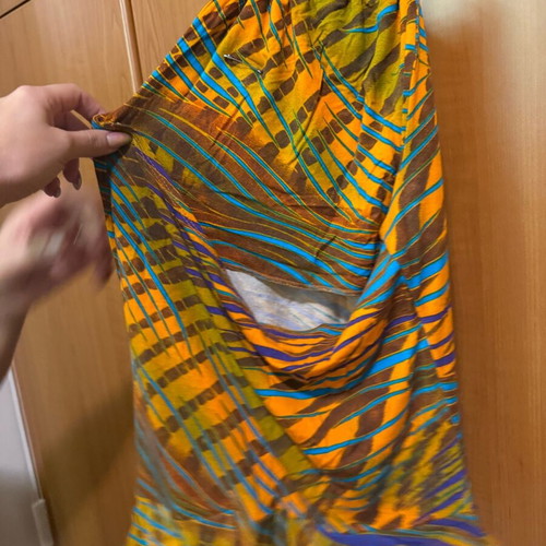 Off-shoulder printed top like new, long with side gathers batik