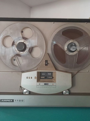 Ampex 1150 vintage reel-to-reel tape recorder used, non-functional