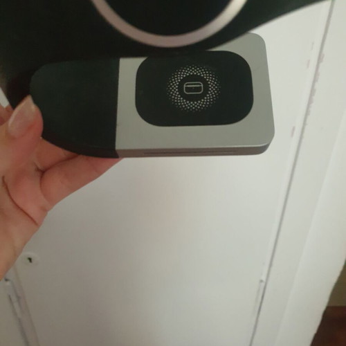 Wireless charger for 3 devices