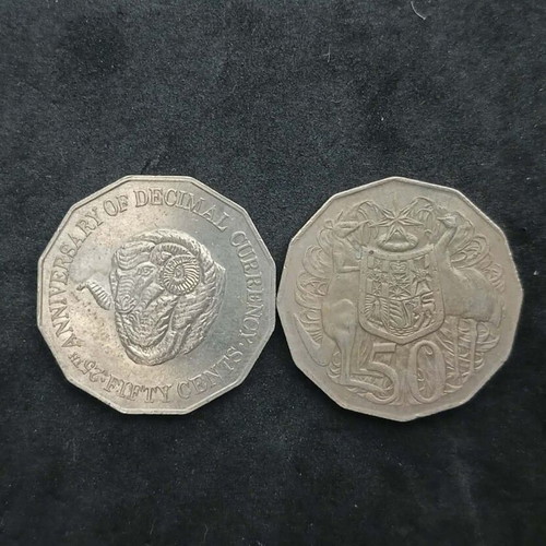 Set of 2 Australian 50 cents coins 1975 and 1991 used