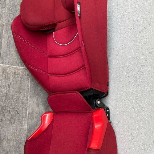 Inglesina Galileo I-Fix car seat used 15–36kg red-burgundy