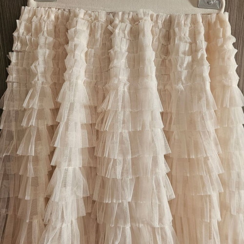 Tutu skirt beige new, one size