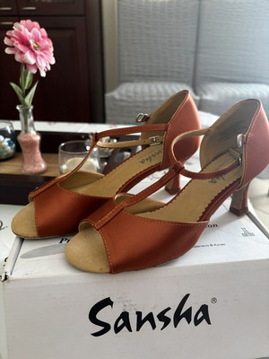 Dance shoes 7M leather used size 39