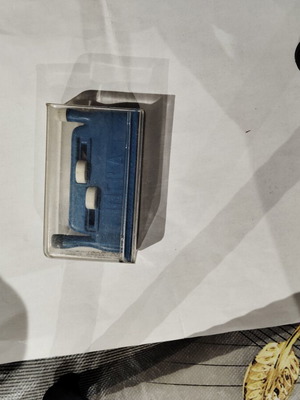 Infila automatic needle threader from Italy like new, vintage 1970s-80s model