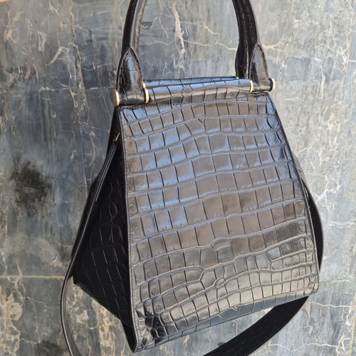 Max Mara Anita Embossed Leather Shoulder Bag like new, black