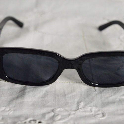 Black elongated sunglasses like new