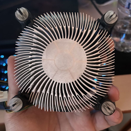 Intel Stock CPU Cooler E18764-001 like new, compatible with LGA 1150-1156