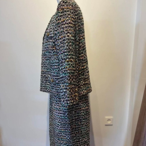 Women’s tweed suit jacket and skirt like new, multicolor, S/XS