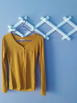Bershka blouse yellow orange size M like new