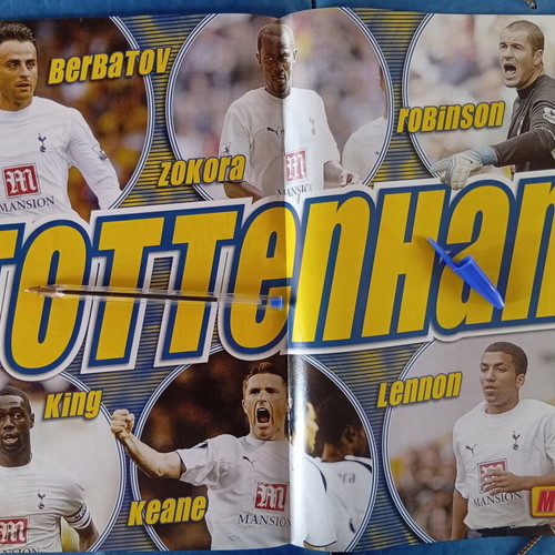Match football magazine issue 14-20/11/2006 like new with Tottenham posters