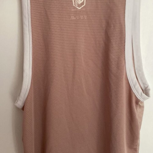 New Balance sleeveless sports top like new, beige and pink
