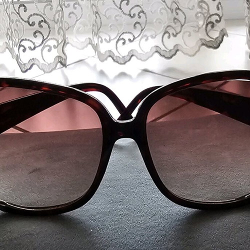 Envy sunglasses like new, brown women's