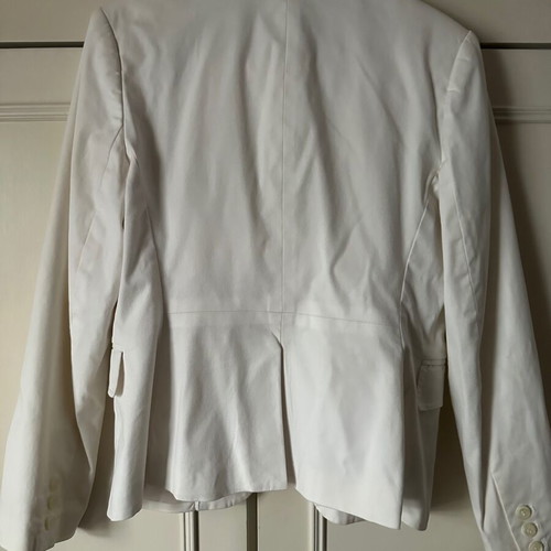 Express women's suit size 6 (S) white used, jacket with skirt