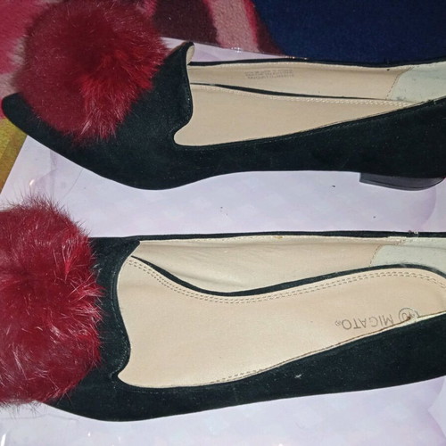 Migato ballerina shoes size 40 like new, velvet with red pom-poms