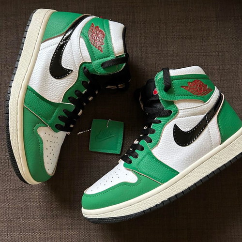 Nike Jordan Lucky Green sports shoes like new, size 37