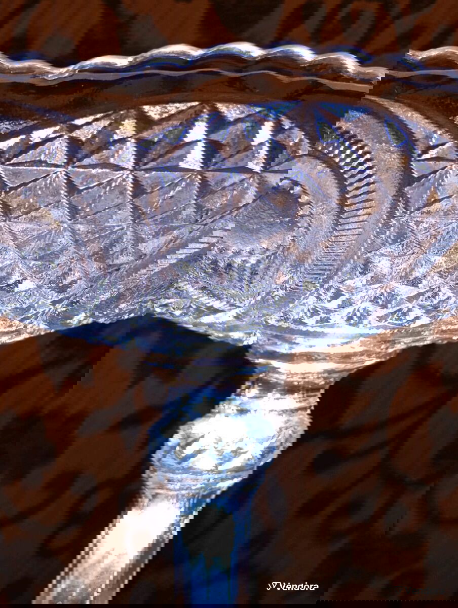 Vintage φρουτιέρα μεταχειρισμένη με κρυστάλλινα ανάγλυφα μοτίβα