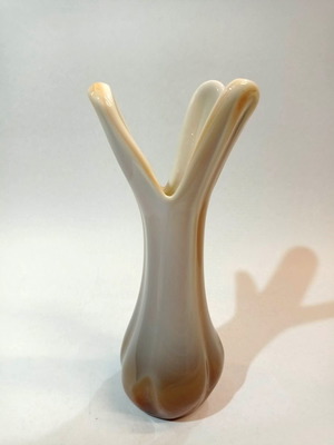 Murano vase with unique shape in cream and honey tones