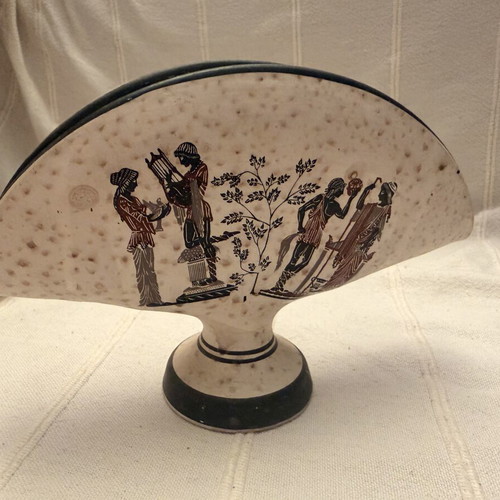 Napkin holder Greek style design used