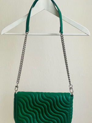 Quilted crossbody bag green new