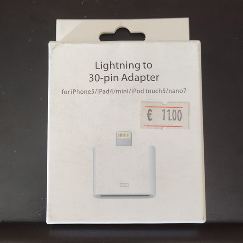 Lightning to 30 pin adapter new, sealed
