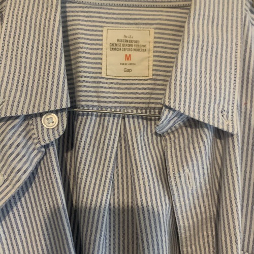Gap men's striped shirt size M like new, 100% cotton