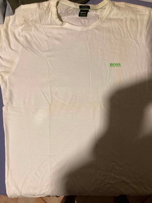 T-shirt Hugo Boss XL white used, very well cared for