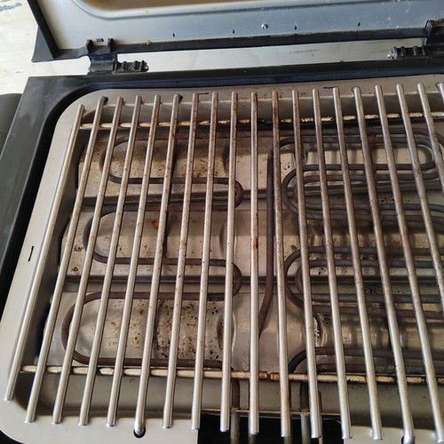 Severin SEVO GTS Electric Grill 3000W used with wheeled base and thermometer