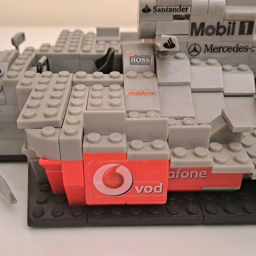 Vodafone McLaren Mercedes F1 Formula like new, assembled