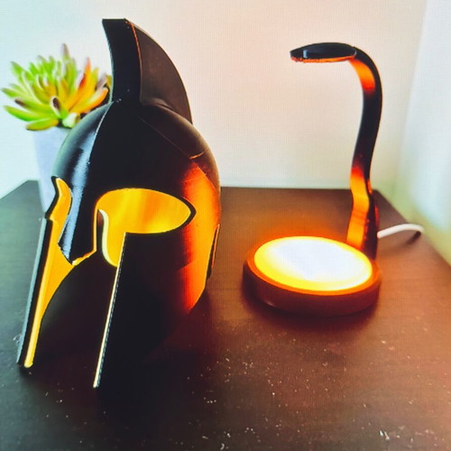 3D Spartan Helmet LED usb lamp like new
