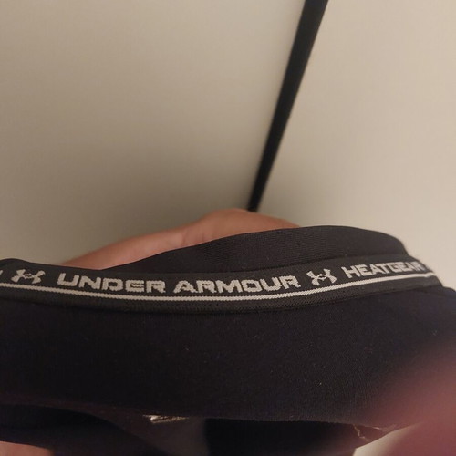 Under Armour Heatgear Compression Sleeveless Shirt XL like new, black