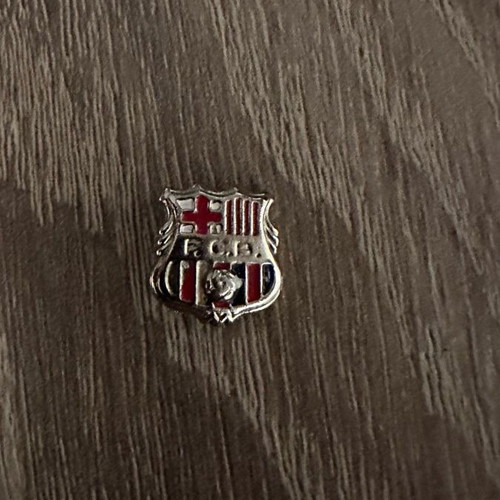 Barcelona FCB pin used, 90s decade