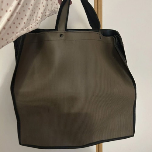 Large handbag like new, gray, spacious for work or beach