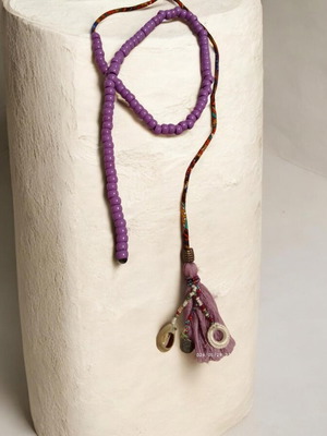 Handmade necklace with beads and shell pendant, new, multicolor