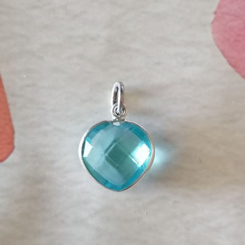 Silver 925 pendant with aqua heart-shaped stone new