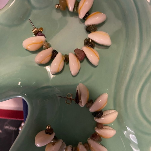 Hoop earrings with shells like new, green stones