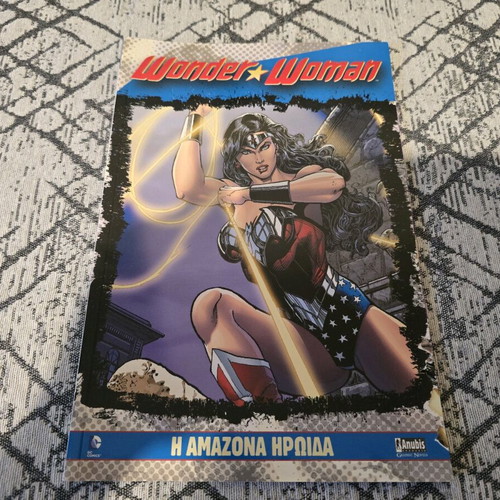 Wonder Woman The Amazon Heroine from Anubis Graphic Novels like new